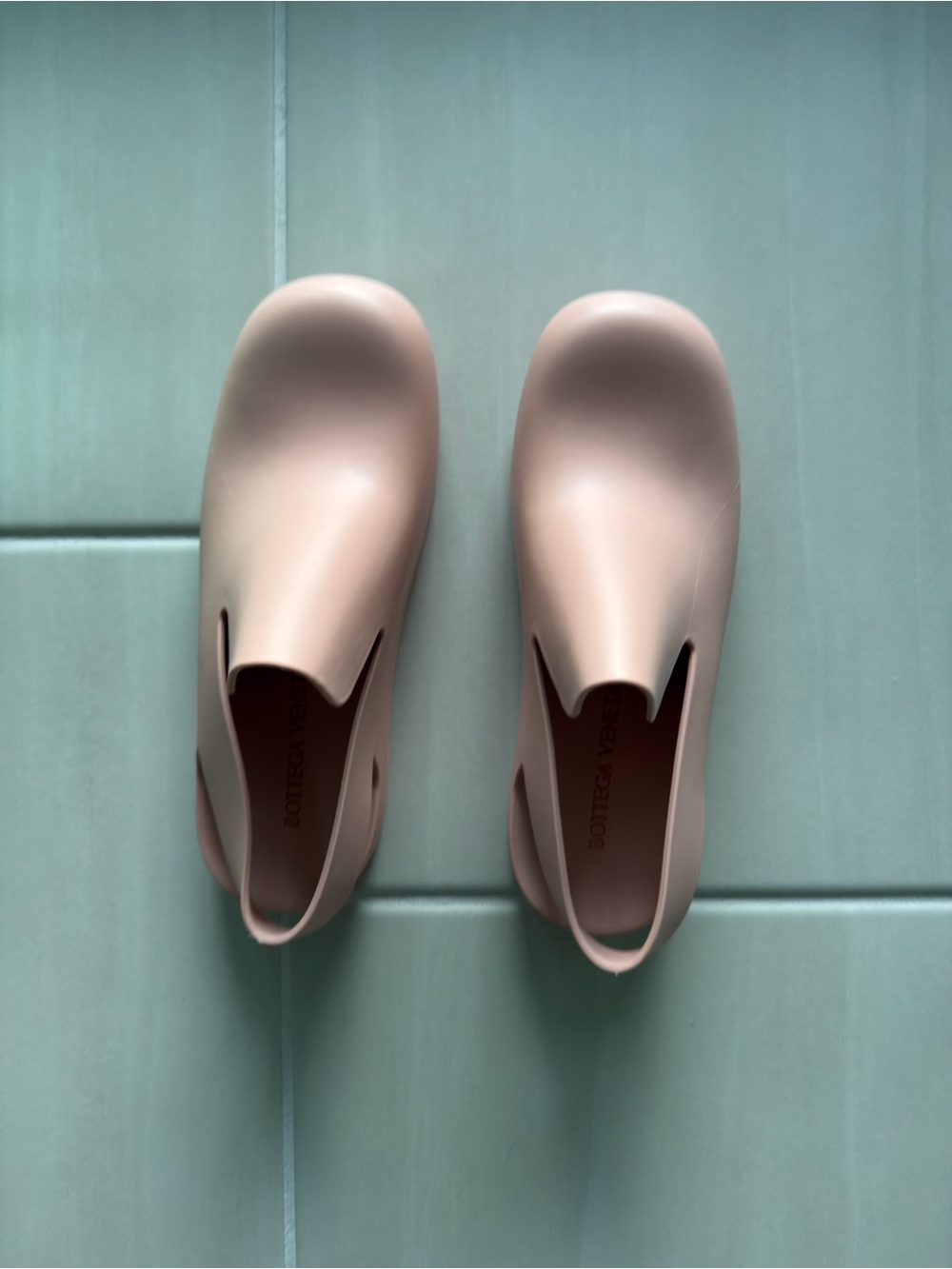 Bottega Veneta Women's Blush Pink Slip-On Mules - Picture 4 of 6